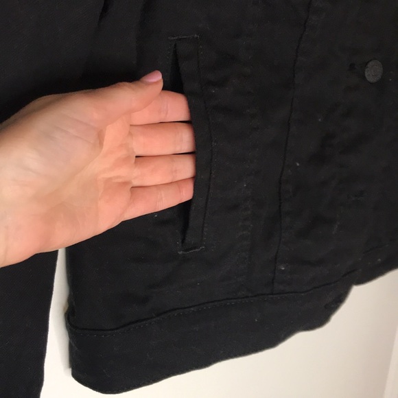 Levi’s Jacket - Picture 5 of 9